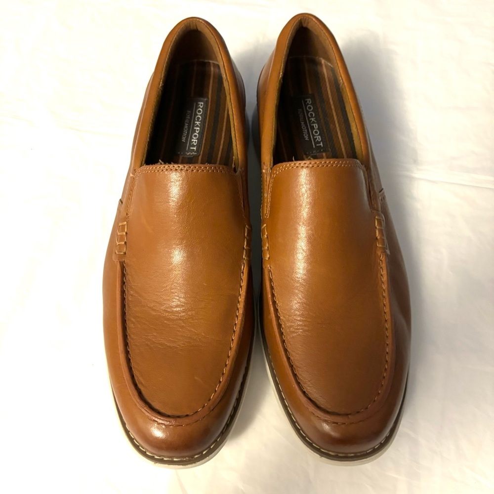 NWOT Rockport loafers Total Motion Craft Venetian Cognac SZ 9.5 Brand New - Picture 1 of 14